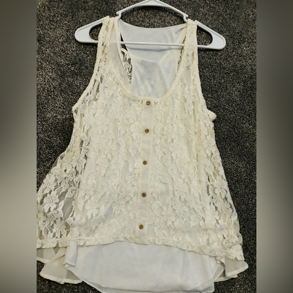 Miss CHIEVOUS Lace sleeveless Button Top  (LG)
Curfew White Tank (LG) - Picture 3 of 11